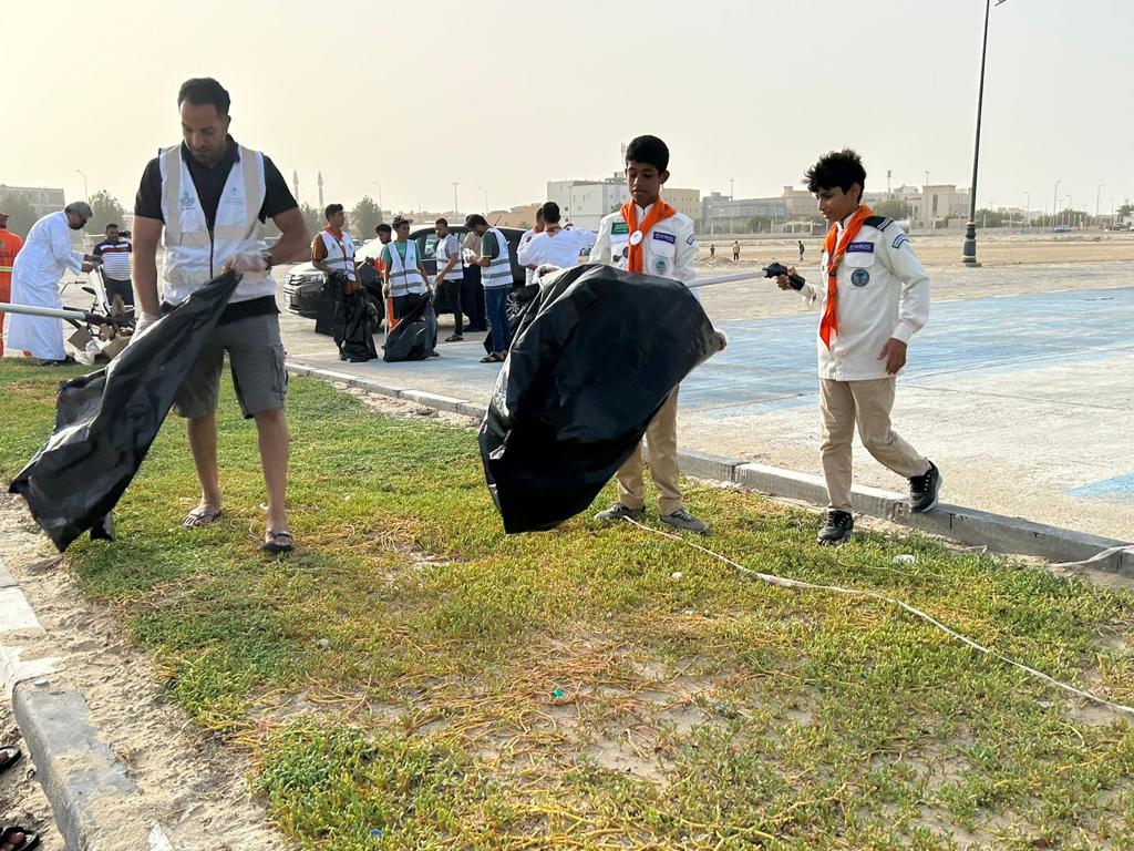 بلدية القطيف تنظم مبادرة 