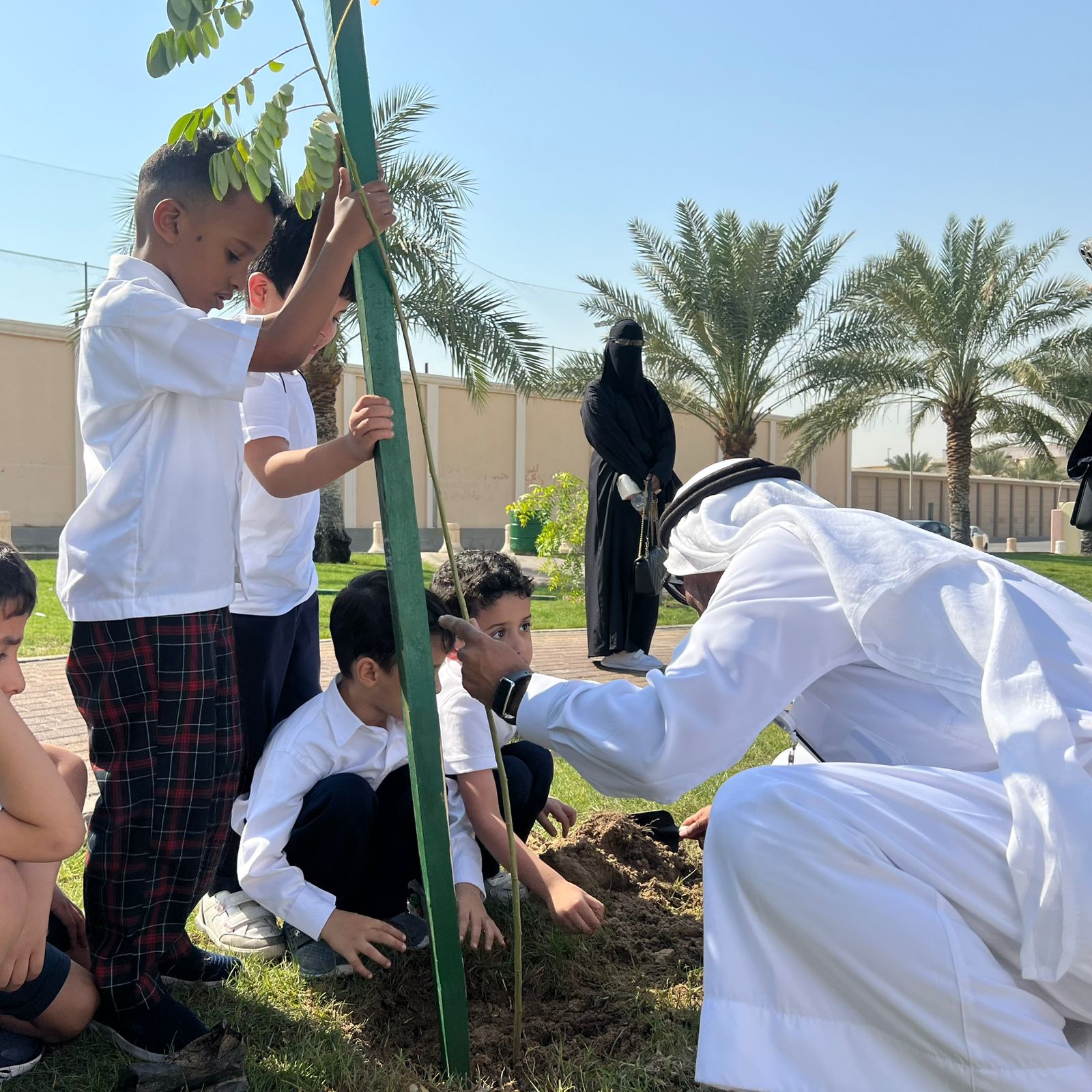 فعالية اليوم العربي للبيئة غرب الدمام.