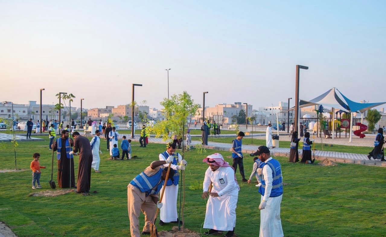 الخبر تساهم في مبادرة السعودية الخضراء