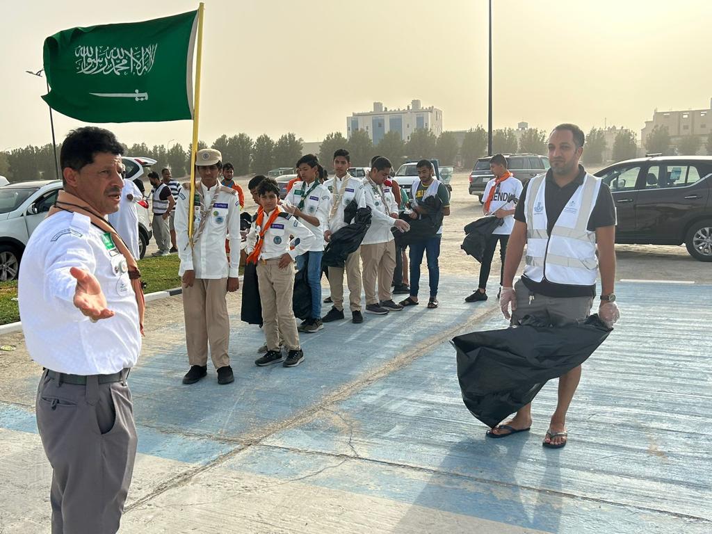 بلدية القطيف تنظم مبادرة 