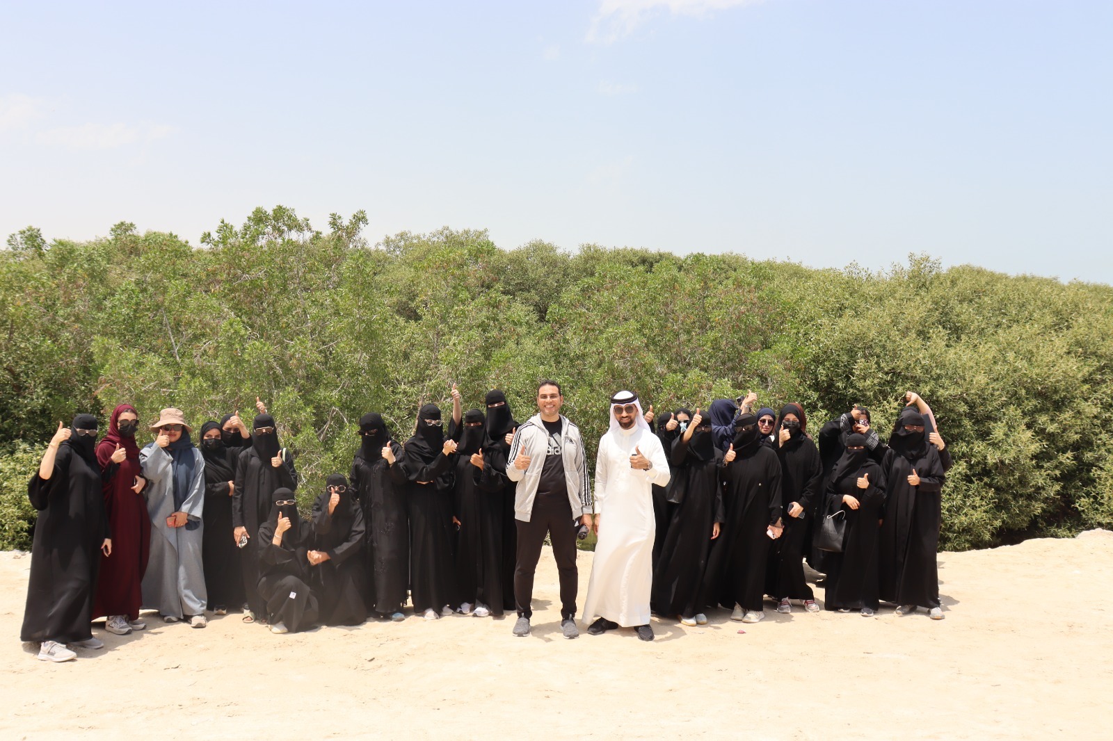 بلدية القطيف بالتعاون مع جامعة الإمام عبد الرحمن بن فيصل تطلقان جولات سياحية لأهم مواقع الجذب بالمحافظة*