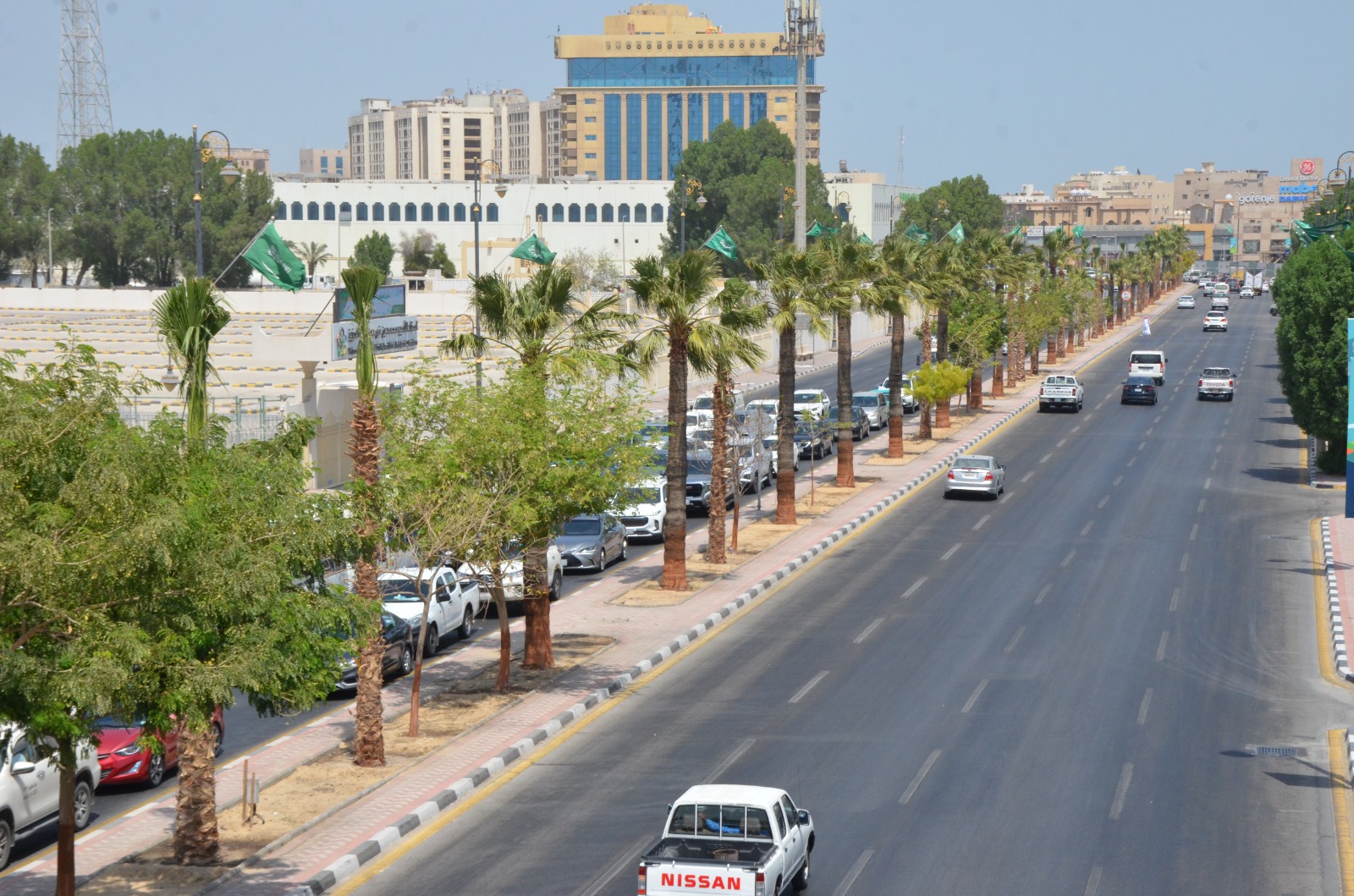 *أمانة الشرقية: استمرار أعمال الزراعة وصيانة شبكات الري بحاضرة الدمام*