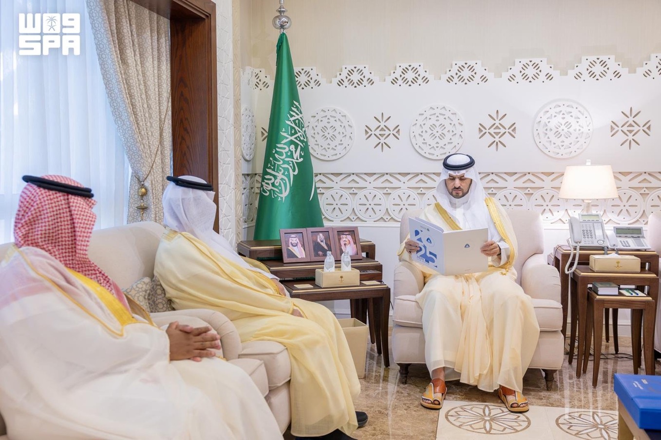 نائب أمير الشرقية يطّلع على أعمال فرع الهيئة السعودية للمواصفات والمقاييس والجودة بالمنطقة