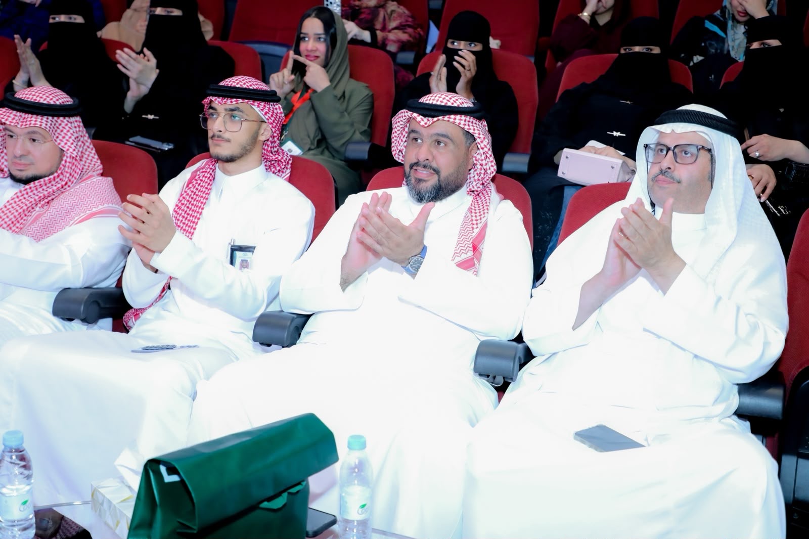 معهد د. خالد الرحيمي للتدريب يشارك في ملتقى شباب الأثر 2026