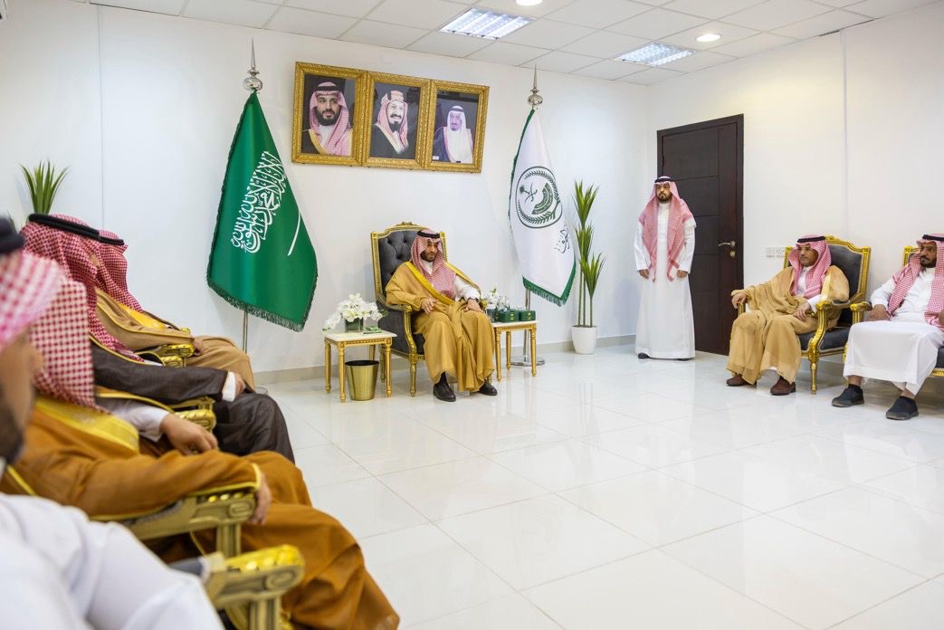 نائب أمير الجوف يلتقي مديري القطاعات الخدمية بطبرجل