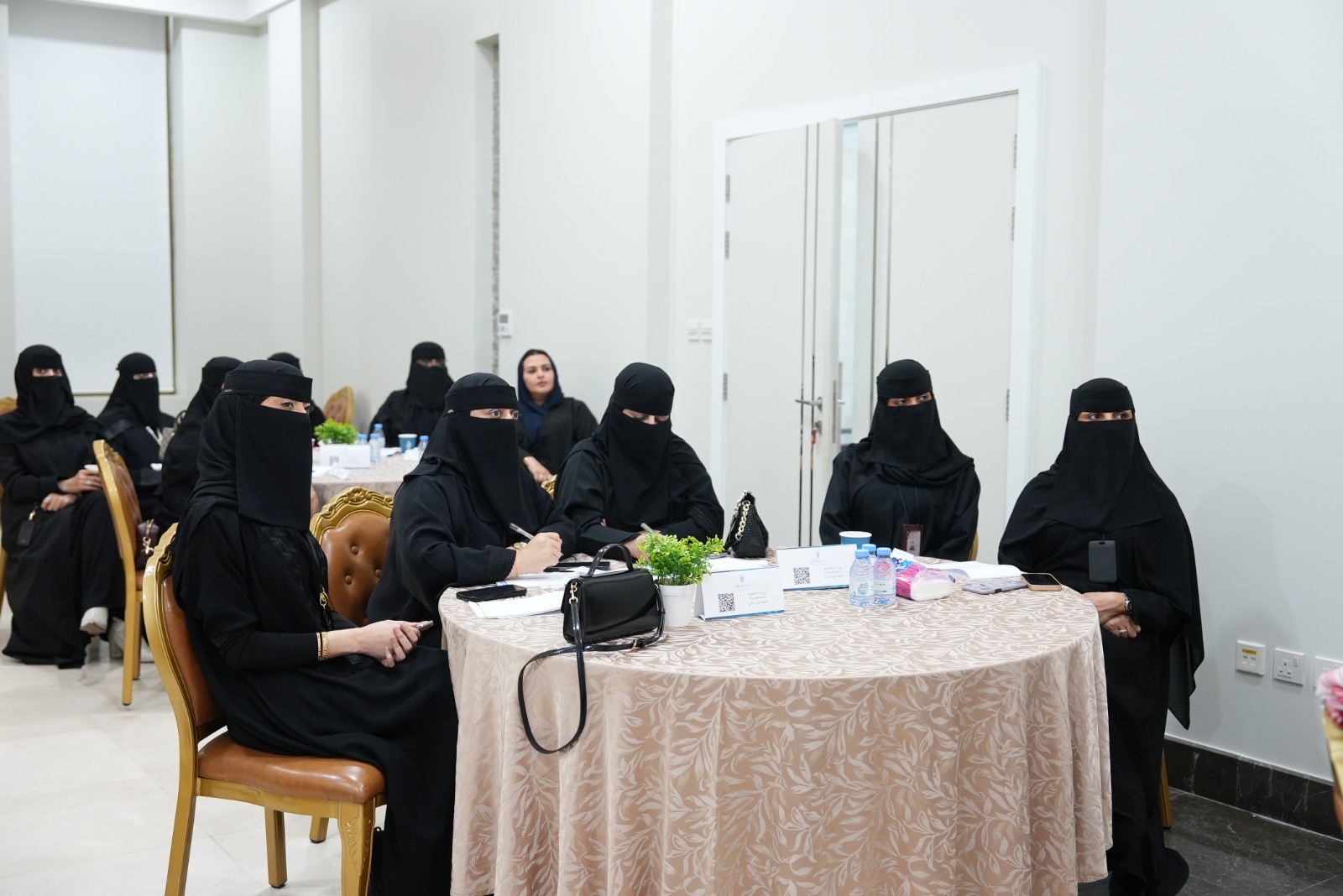 بر الشرقية تنفد برنامج 