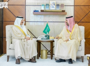 أمير المنطقة الشرقية يطّلع على مشروع صندوق 